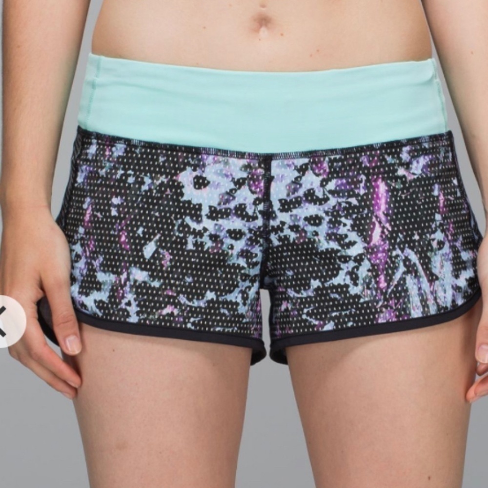 Lululemon Run: Speed Short *4-way stretch Size 6 Floral Sport Tranquil B…